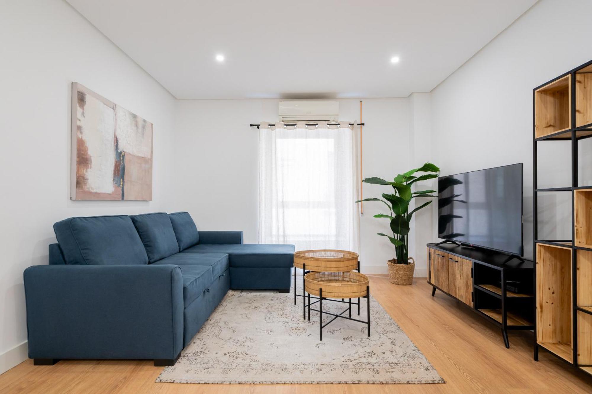 Apartamento Reformado En La Gran Via Alquiler Temporal Madrid Extérieur photo
